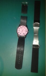 Changement de bracelet sur une montre sbao